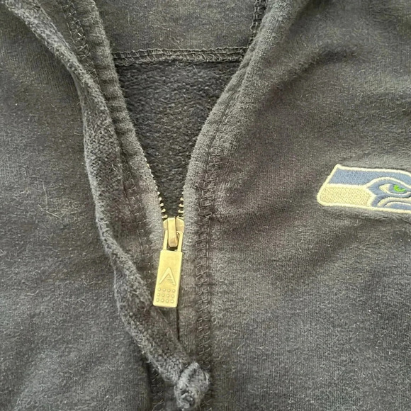 Antigua Seattle Seahawks Navy Blue Zip Up Jacket Women’s Size Small - Picture 3 of 4